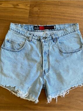 Levi’s SilverTab Vintage Cutoff Denim Shorts Light Wash Raw Hem